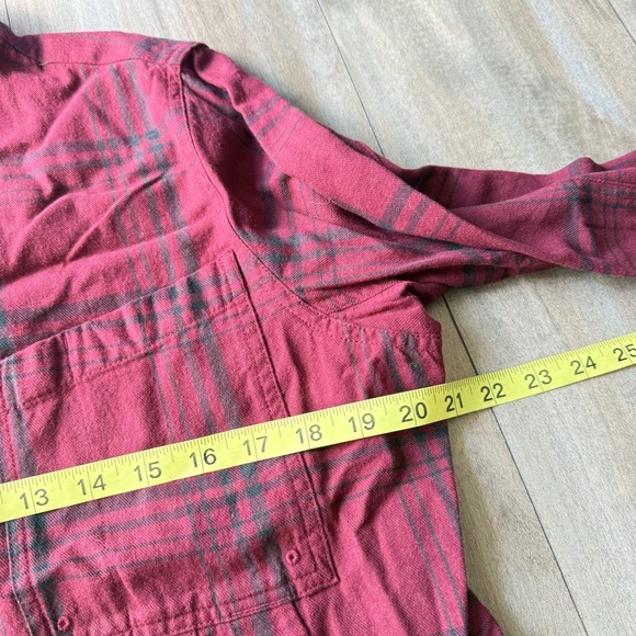 Duluth Trading co women’s plaid snap up cotton shacket red size small - Picture 3 of 4